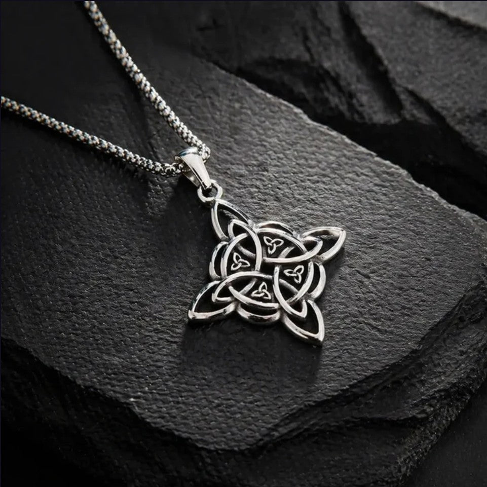 "Eternal Life" Necklace Celtic Trinity Knot 