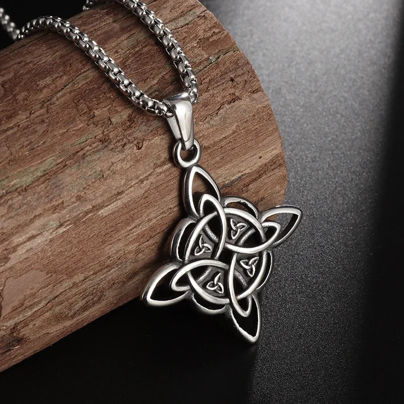"Eternal Life" Necklace Celtic Trinity Knot 