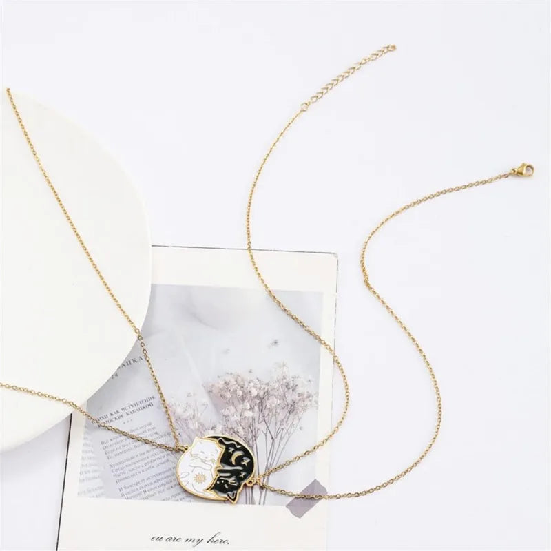 Couple Necklaces with Cute Cat Pendant in Gold