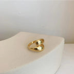 Elegant Water Drop Ring Gold