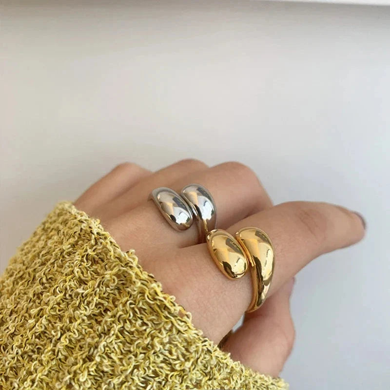 Elegant Water Drop Ring Silver