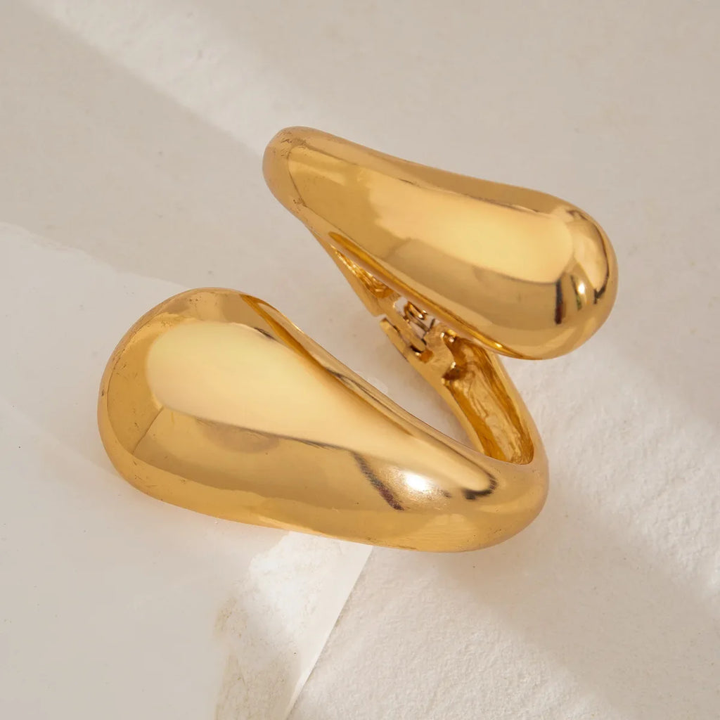 Large Water Drop Chain Bracelet in gold
