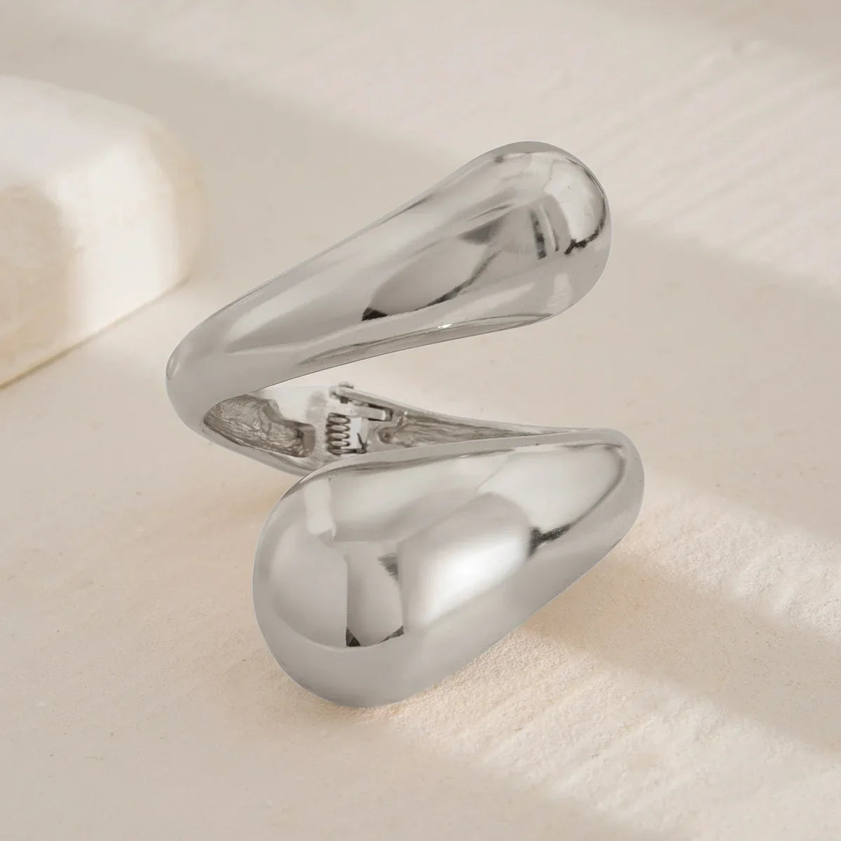 Large Water Drop Chain Bracelet in silver