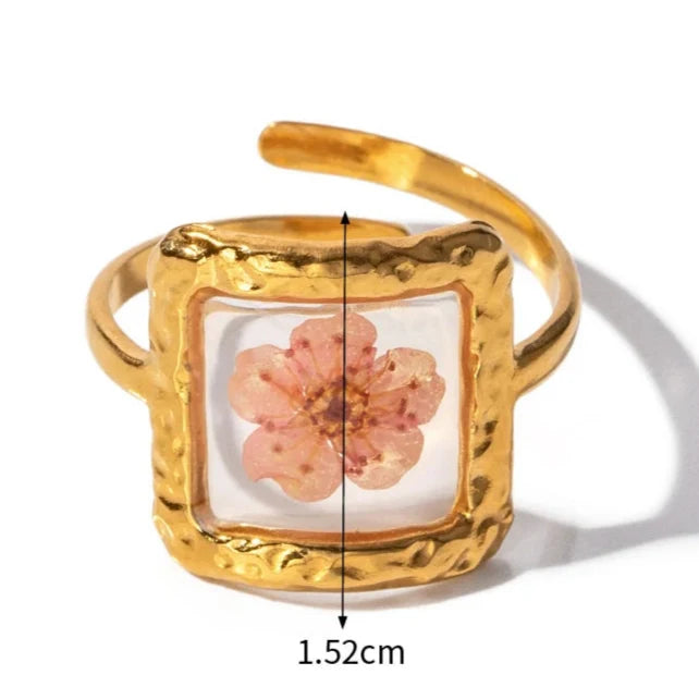 Large Floral Ring in Transparent Frame