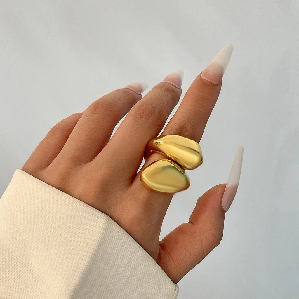 Large Water Drop Ring in Gold